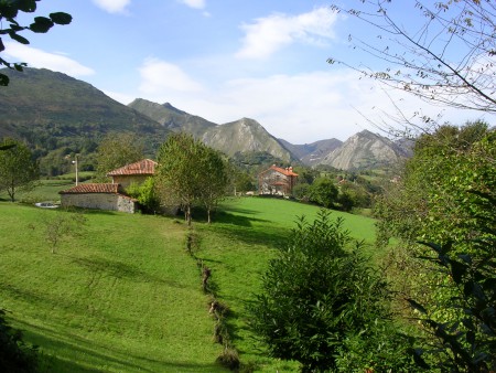 El Camín Encantáu